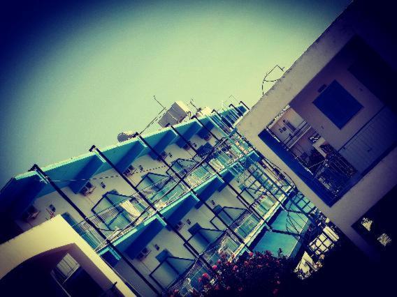 Agia Marina Studio Saronis公寓式酒店 外观 照片